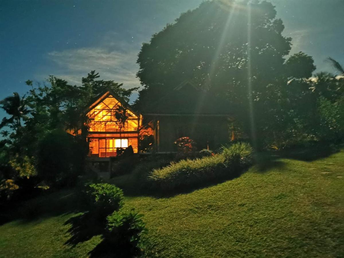 Camiguin Volcano Houses-Panoramic House Мамбахао Экстерьер фото